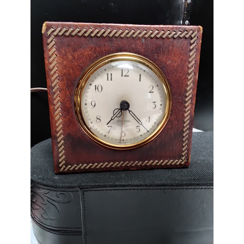 1940's Seth Thomas Desk Clock working Falcon model 3697